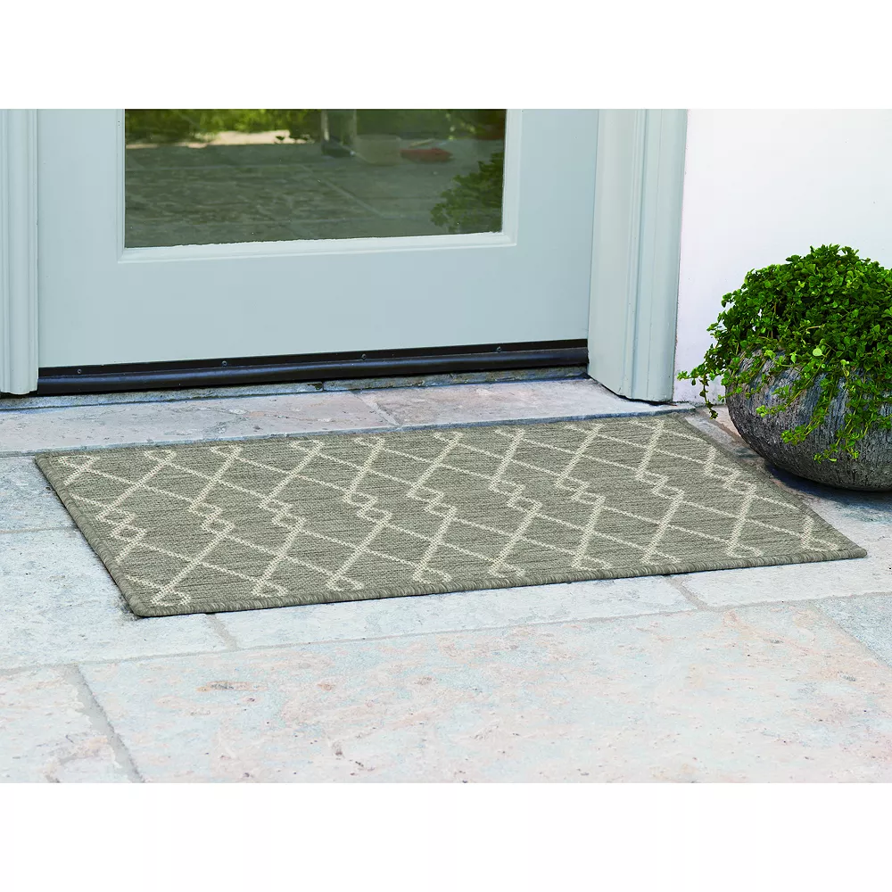 Sonoma Goods For Life® Moroccan Indoor Outdoor Rug 5 Sonoma Goods For Life® Moroccan Indoor Outdoor Rug - Image 5