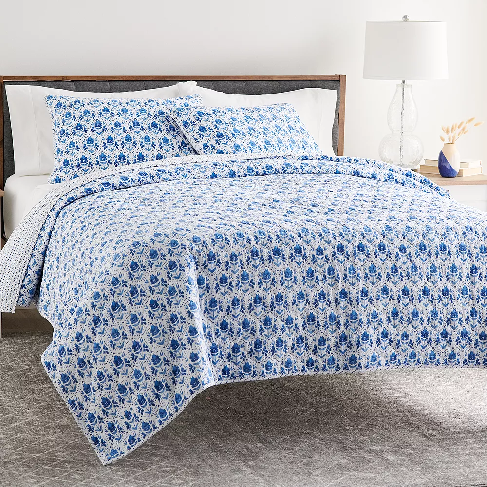 Sonoma Goods For Life® Reversible Printed Quilt Set With Shams 4 Sonoma Goods For Life® Reversible Printed Quilt Set With Shams - Image 4