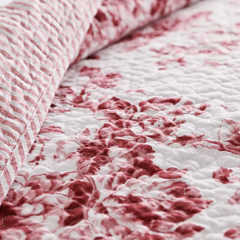 Sonoma Goods For Life® Red Botanical Quilt Set 3 Sonoma Goods For Life® Red Botanical Quilt Set - Image 3